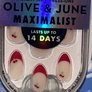 Olive & June Maximalist Press On Nails Almond Medium Puffy Cherry Red French Tip